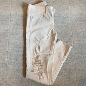 American Eagle Cream Super-Stretch Skinny Jean
